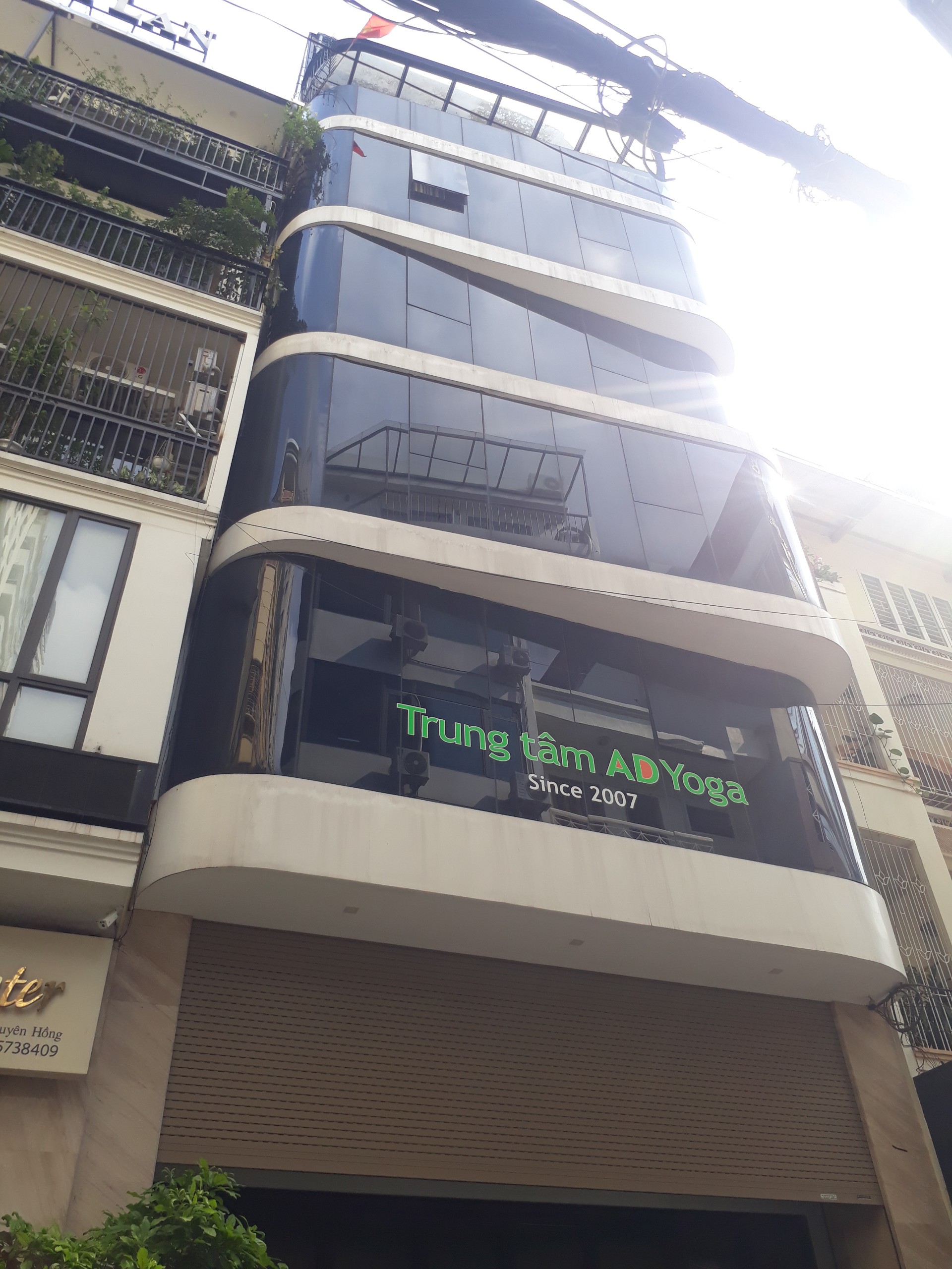 Bán tòa nhà vp Khu PL Nguyễn Cơ Thạch. Dt 106m2 x 7T, Mt 6m, 2 mặt thoáng. Giá 30 tỷ.