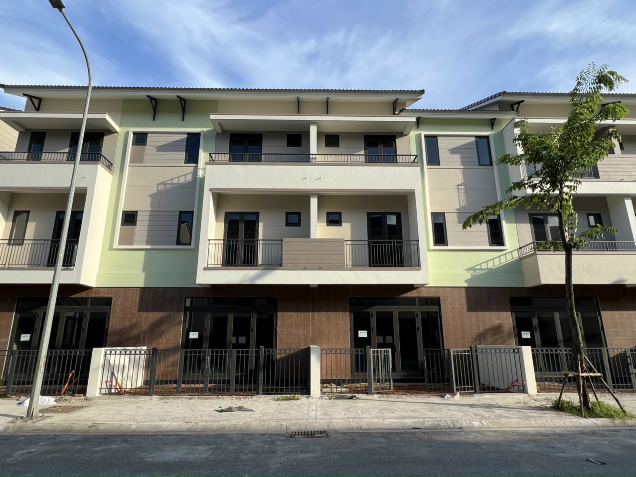 Căn shophouse góc trục đường lớn nhất khu đô thị Vsip Từ Sơn, Bắc Ninh