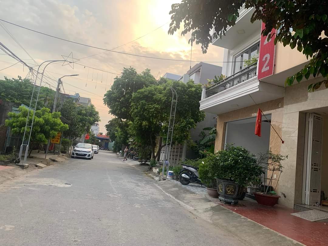 Cực phẩm 80m2 đất Trang Quan, An Đồng đường thông 12m. Nhanh tay, nhanh tay ạ!