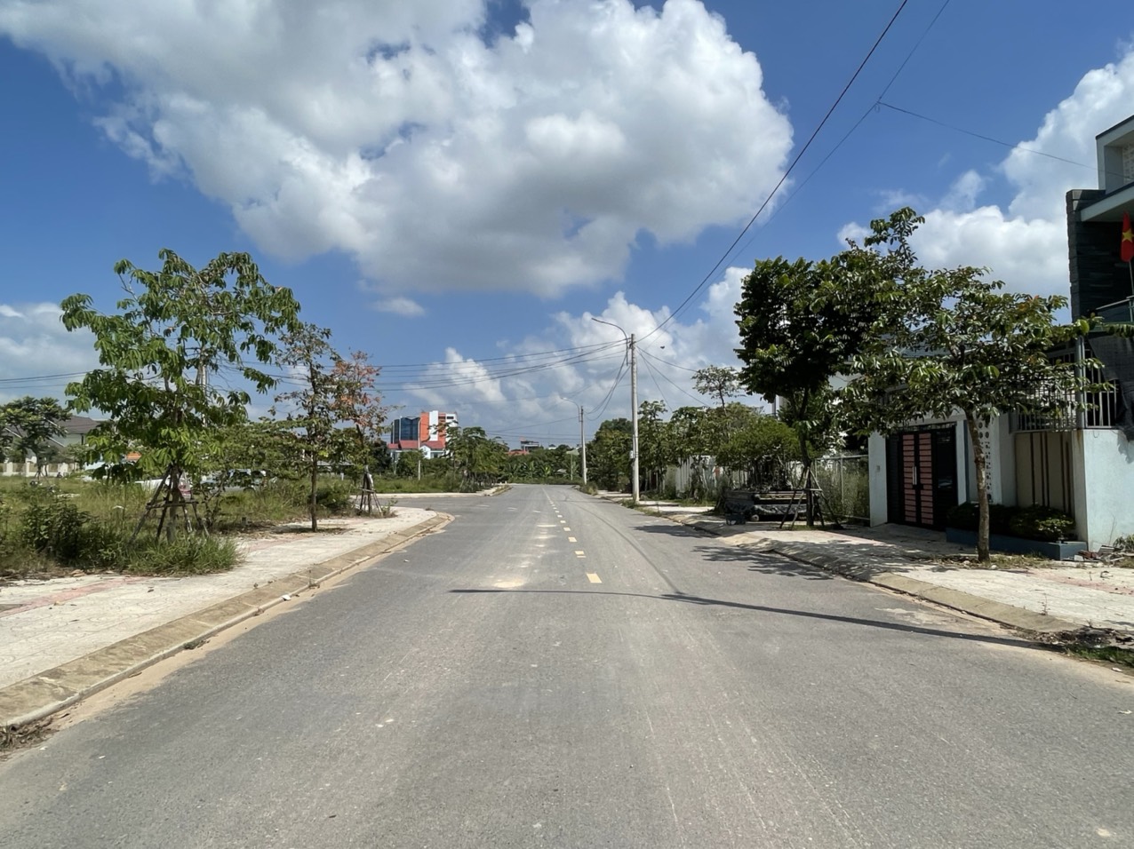 BÁN ĐẤT MT TRẦN PHÚ, ĐÔNG HÀ, VỊ TRÍ ĐẸP, TIỀM NĂNG, LH: 097.248.74.74