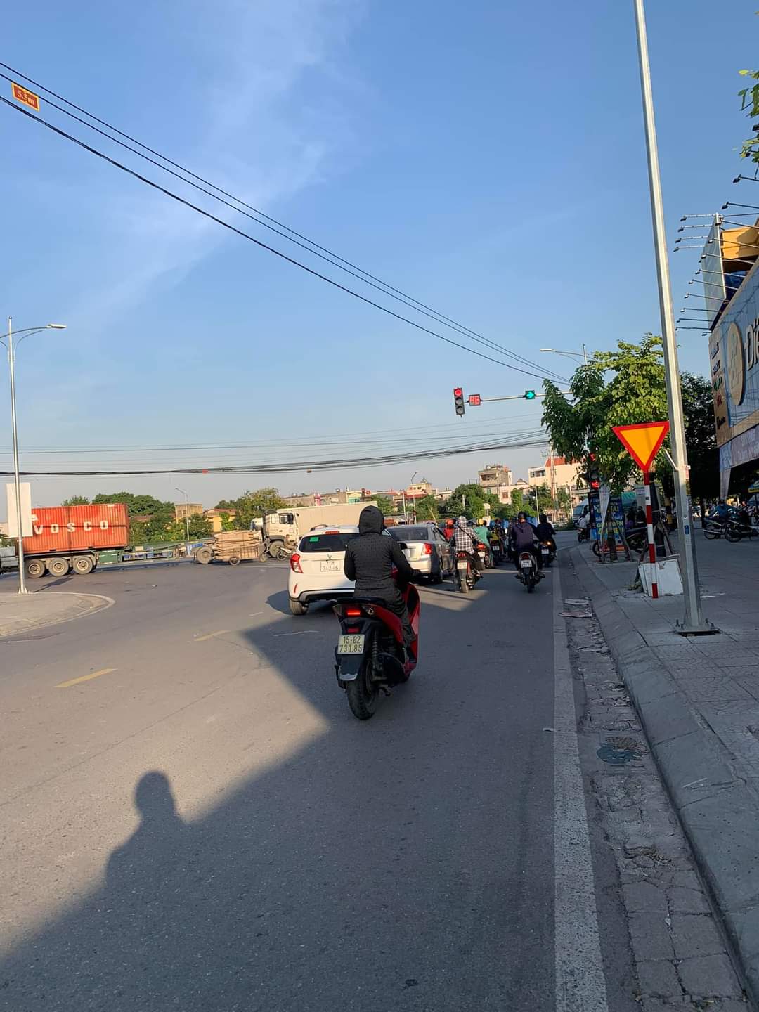 Cho thuê căn mặt đường máng nướcDiện tích 90m ngang 4,5m thực tế 120m