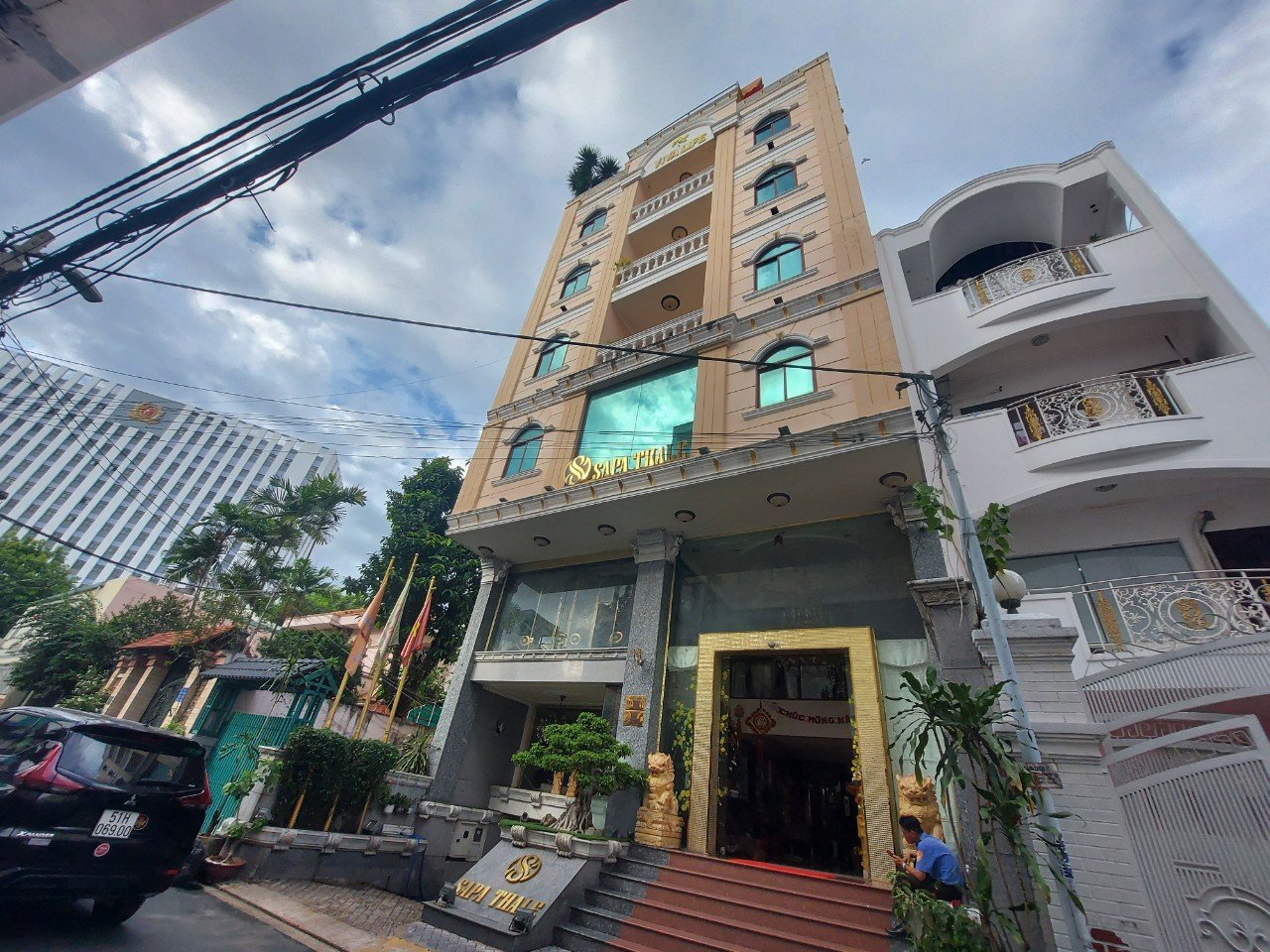 Bán tòa nhà Building 373C Nguyễn Trãi, Phường Nguyễn Cư Trinh, Quận 1. 10x20m, 7 tầng