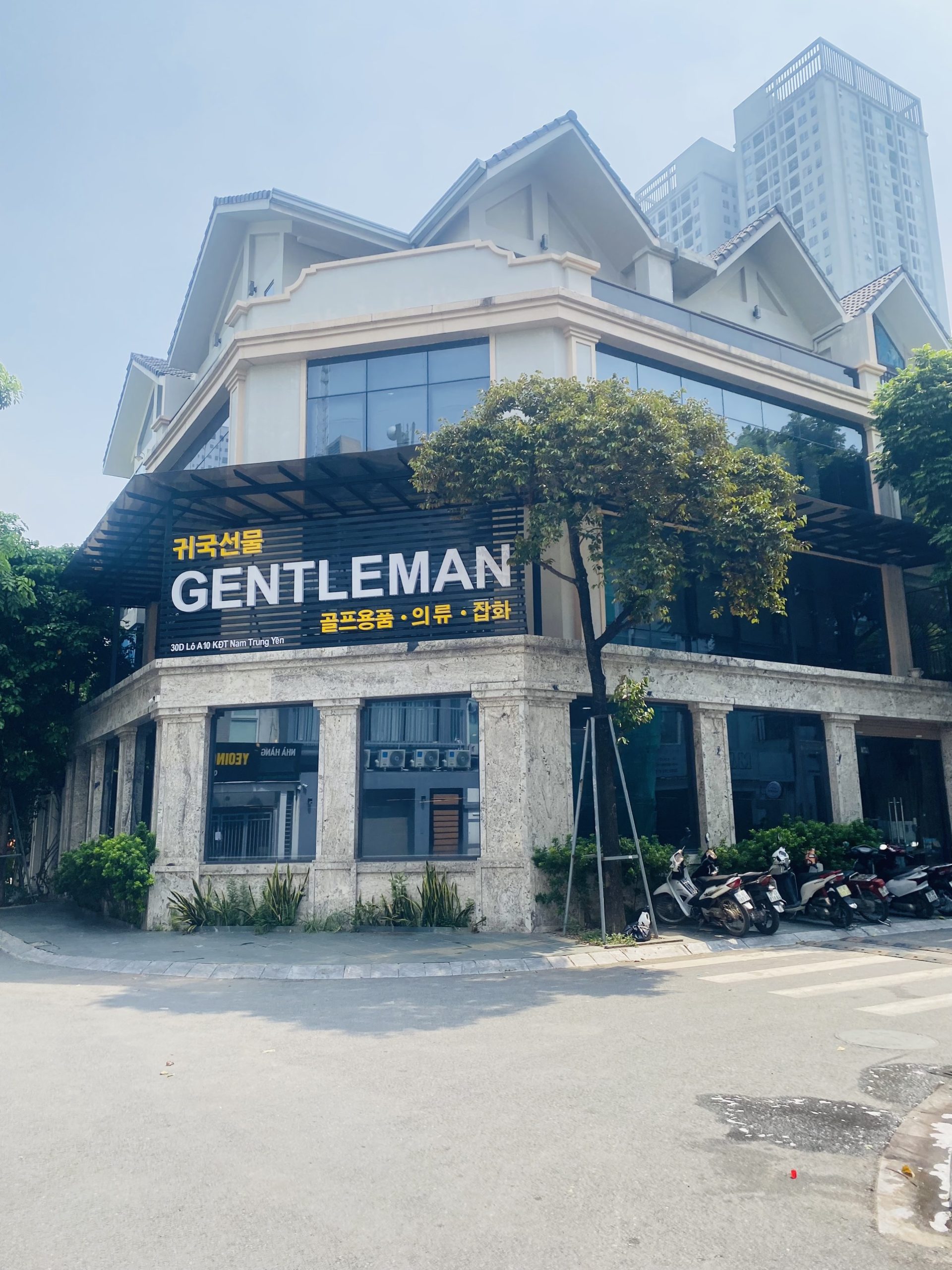 130m2