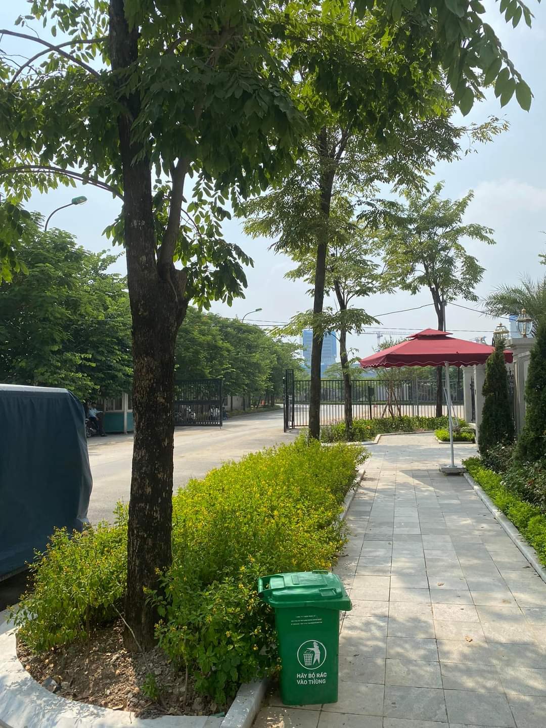 90 m2 5 tầng Thang máy Nhà Đẹp Chỉ việc ở VỊ trí đắc địa KĐT VĂN PHÚ Kinh doanh CHẤT