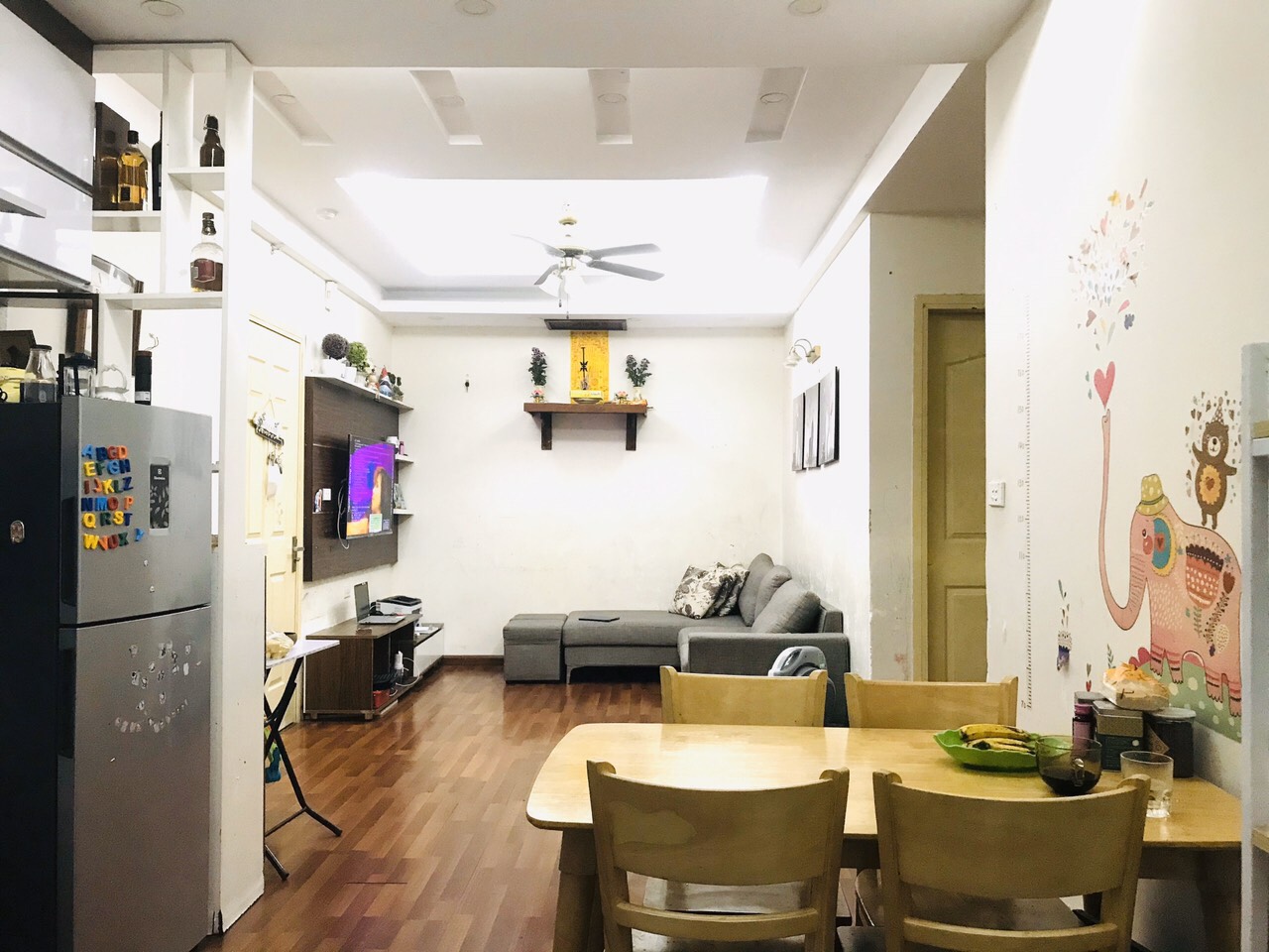 Chính chủ cần bán căn 2014 hh3c diện tích 63m2, căn góc phụ view hồ Linh Đàm