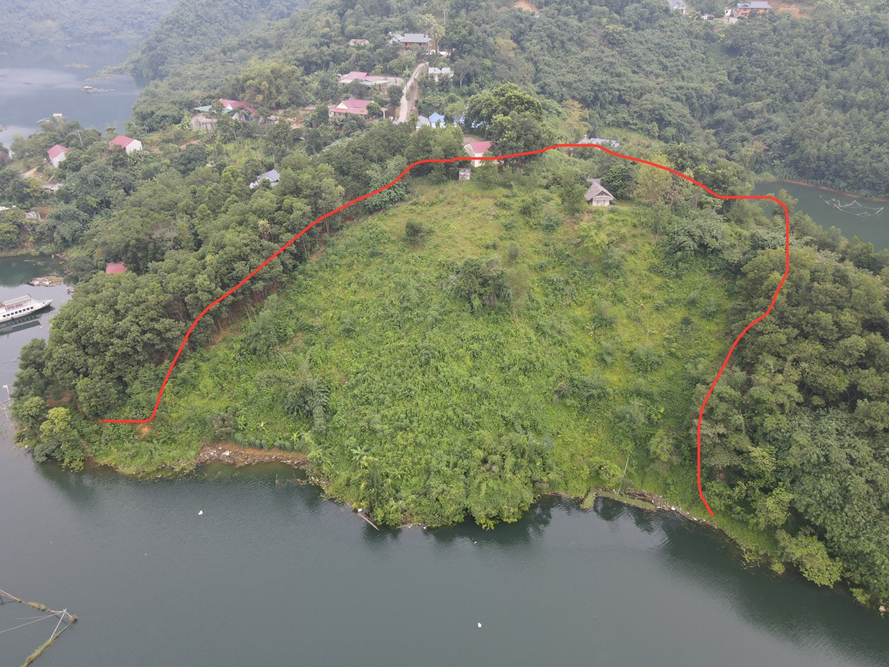 Bán Đất Nghỉ Dưỡng Bám Hồ View Số 1 Tại Lòng Hồ Hòa Bình. Diện tích 7466m2 Giáp Thành Phố Hoà Bình Giá 1x tỷ