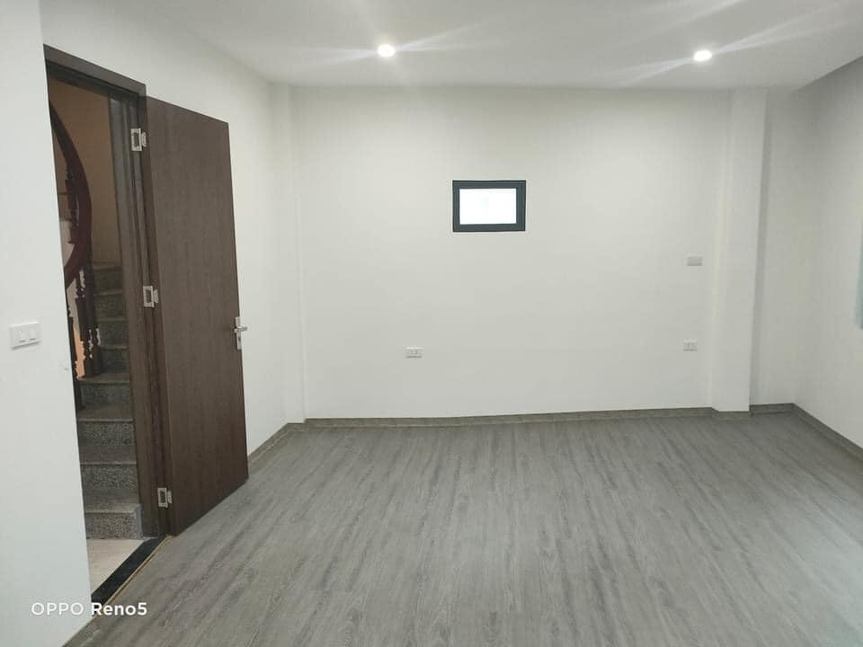 Bán nhà Láng Hạ Đống Đa 37m2 5 tầng, lô góc, mặt tiền 6.2m