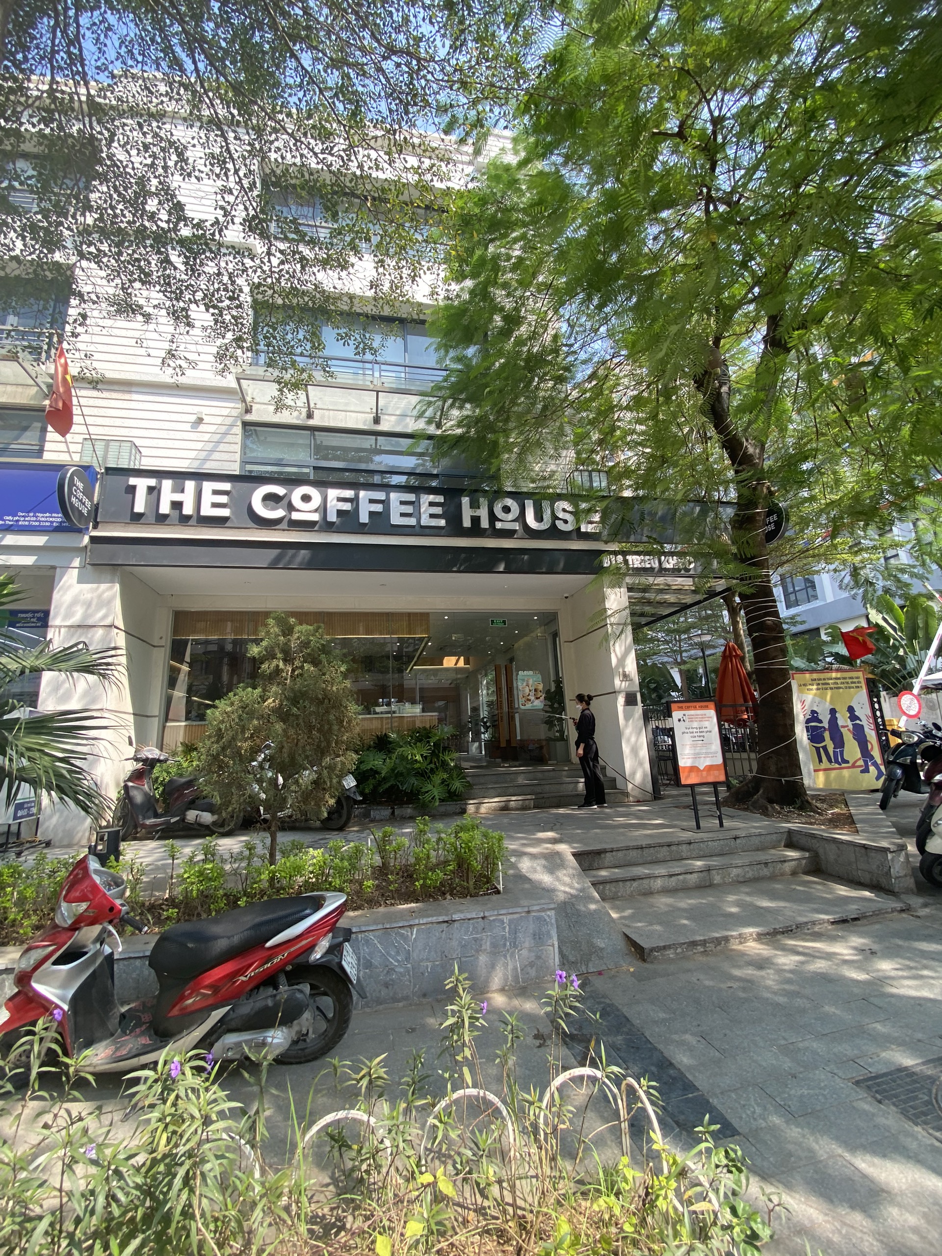 Cho thuê MBKD Nguyễn Chí Thanh- Đống Đa- dt:34m2, 4 tầng, mt:5.5m