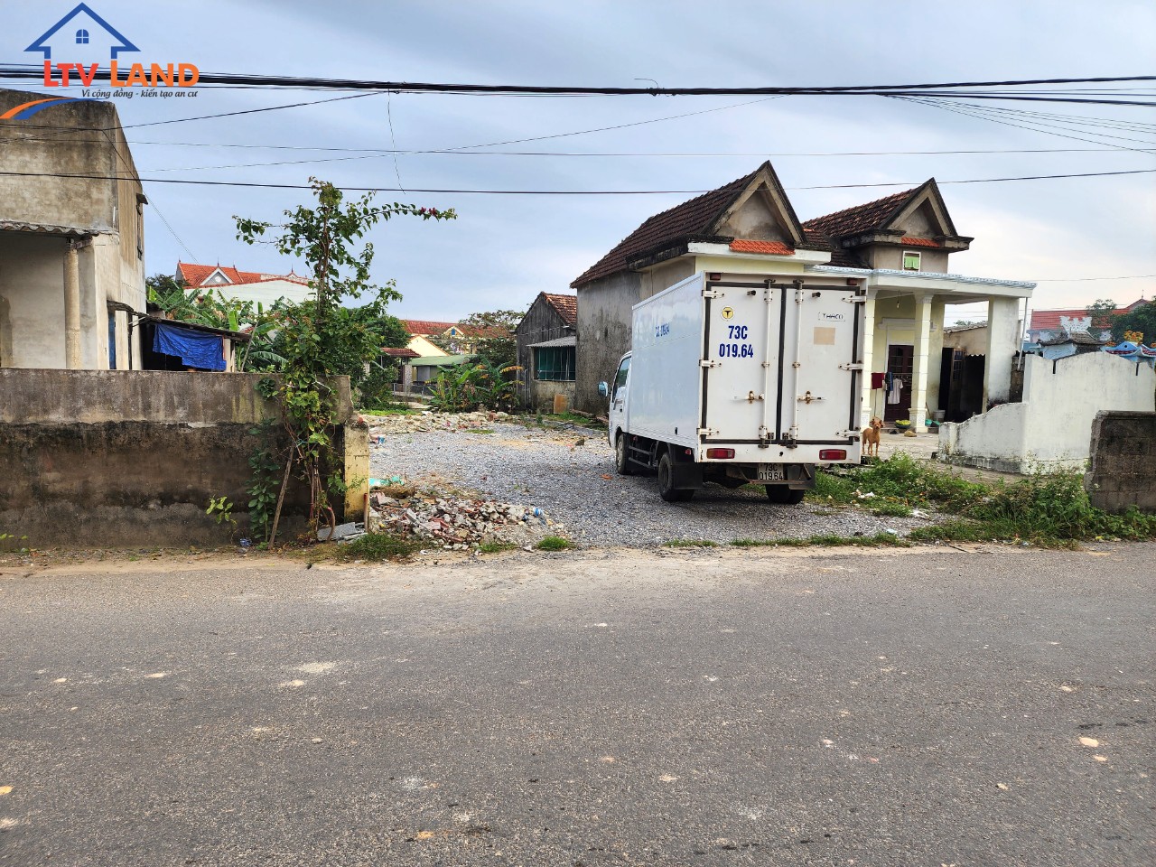 Lô mặt tiền Trung tâm thị trấn Kiến Giang, khu vực đông dân cư, mặt tiền đường lưu lượng người qua lại lớn, dễ kinh