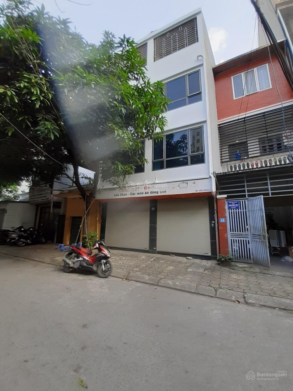 Cho thuê mặt bằng kinh doanh khu vực Nguyễn Phong Sắc- Cầu Giấy, mặt tiền 6m