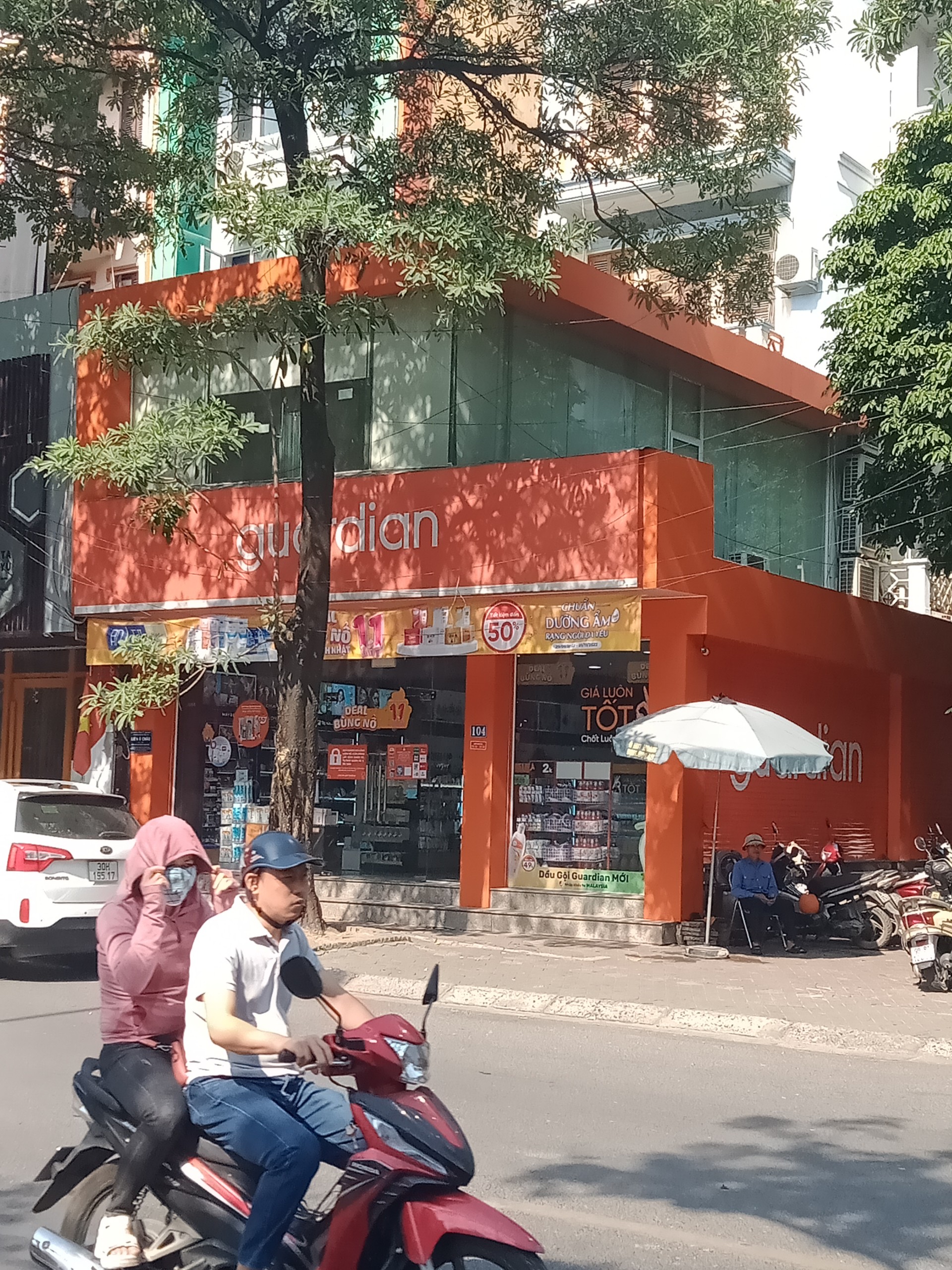 Cho thuê nhà mặt phố nhà đẹp TRẦN QUỐC HOÀN, DIỆN TÍCH 104M2, MẶT TIỀN 8M