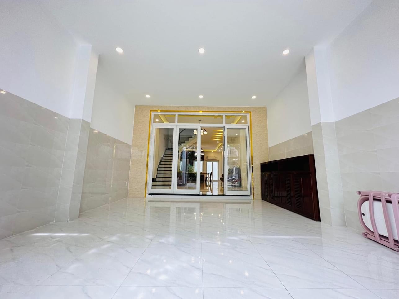 Nhà 3 tầng TTTP Phước Long, Nha Trang DT:96.5m², Giá 5,5 tỷ