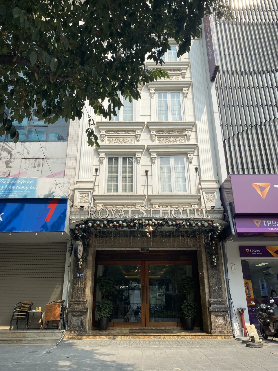 Cho thuê nhà mặt phố nhà đẹp LINH LANG, DIỆN TÍCH 90M2, GIÁ CHỈ 50TR