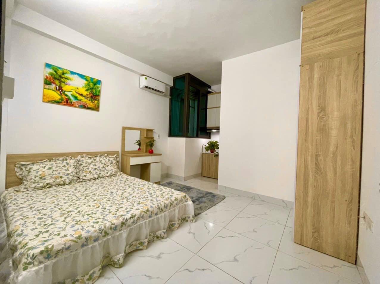 TOÀ CHUNG CƯ MINI PHÙNG KHOANG 75M2 x 7 TẦNG THANG MÁY - 18 PHÒNG KHÉP KÍN - DÒNG TIỀN 1 TỶ MỐT/ NĂM -