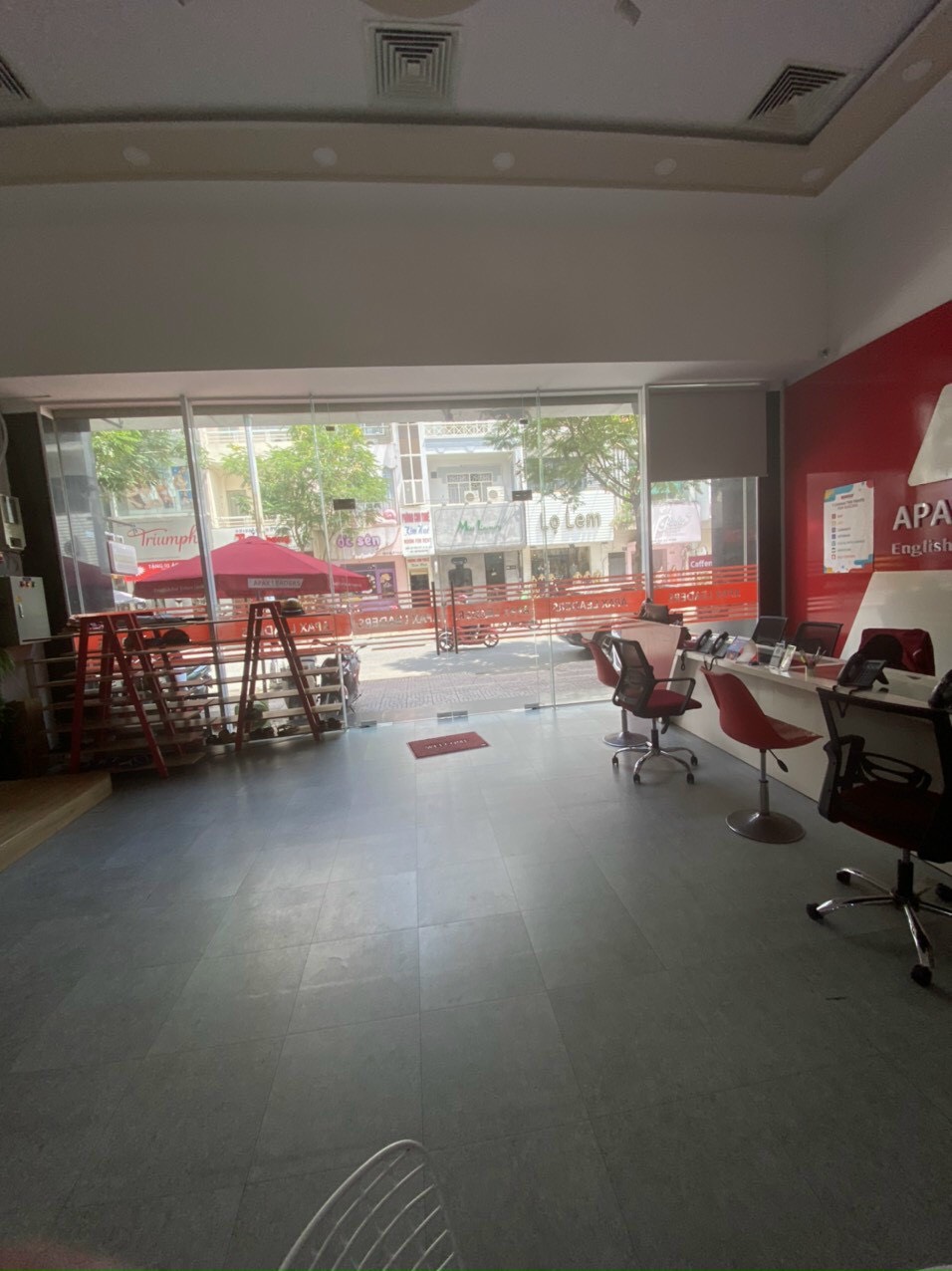 cho thuê Nguyên tòa nhà 435 Lê văn Sỹ , 7 tầng , 7x18 , giá 230 triệu/tháng