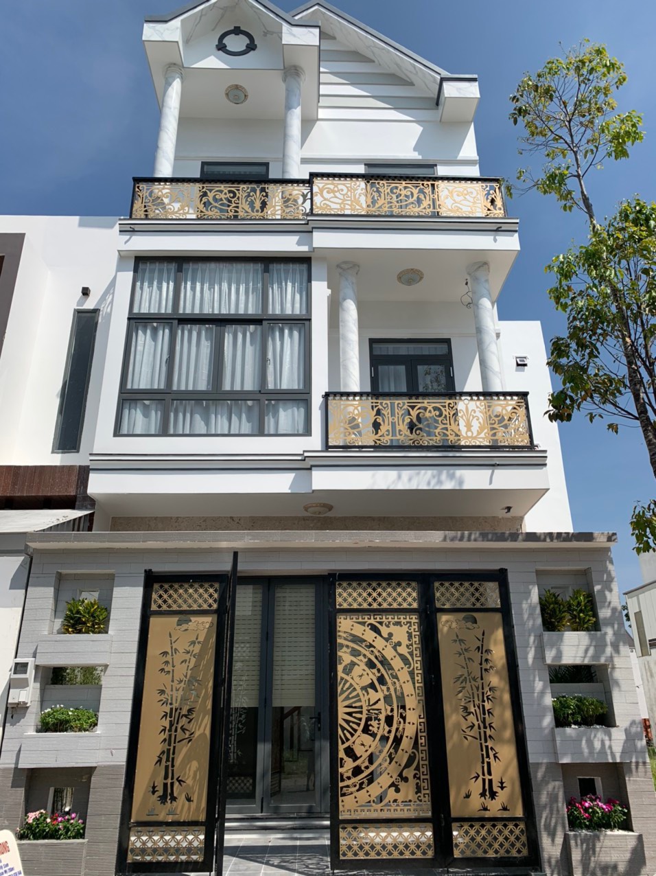 Nhà 1 Trệt 2 Lầu KDC NAM LONG, đường số 1