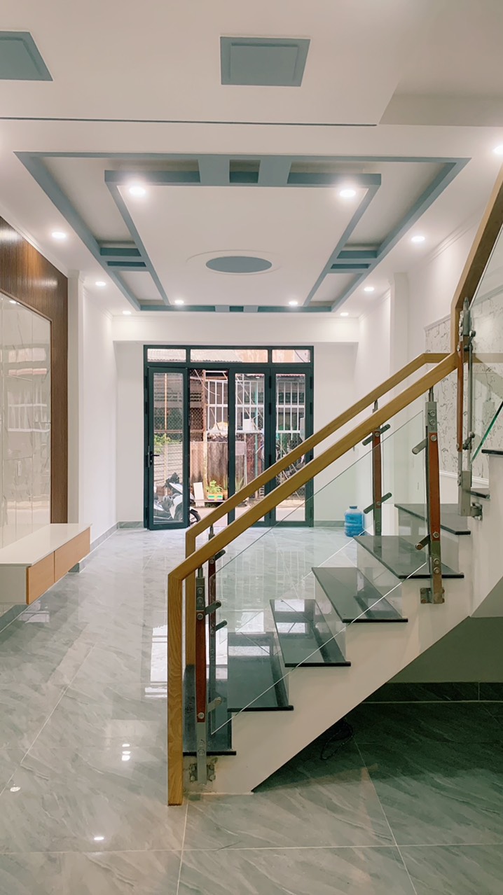 Nhà mới 1 lầu mặt tiền Dương Bạch Mai thổ cư đường ô tô kế chợ Tân mai chỉ 4ty650