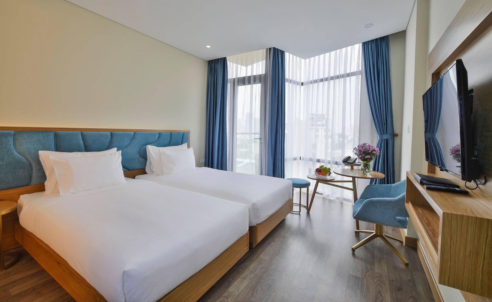 BÁN KHÁCH SẠN BIỂN CỰC RẺ TẠI VÕ VĂN KIỆT