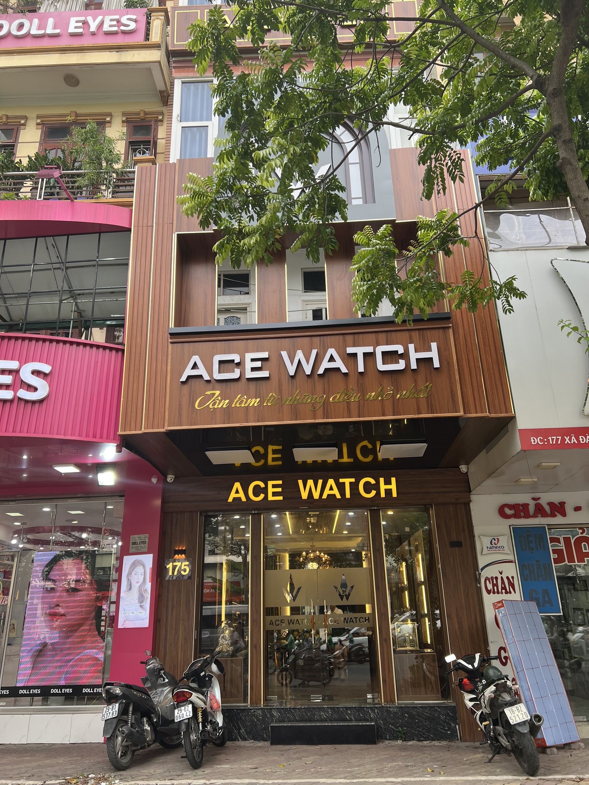 Cho thuê nhà mặt phố nhà cực đẹp BÀ TRIỆU, MẶT TIỀN GẦN 6M, GIÁ CHỈ 30TR.