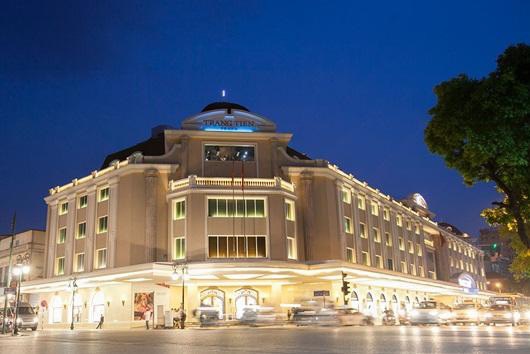 Độc quyền Lô góc Hồ Hoàn Kiếm - Cạnh Tràng Tiền Plaza - 2300m2 mặt tiền 36m sổ lâu dài - Xây TTTM cực đẹp - Chỉ 800tr/m2