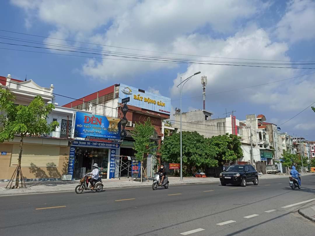 cho thuê nhà 200m2 thiết kế buôn bán mặt đường An Kim Hải Việt Tiệp