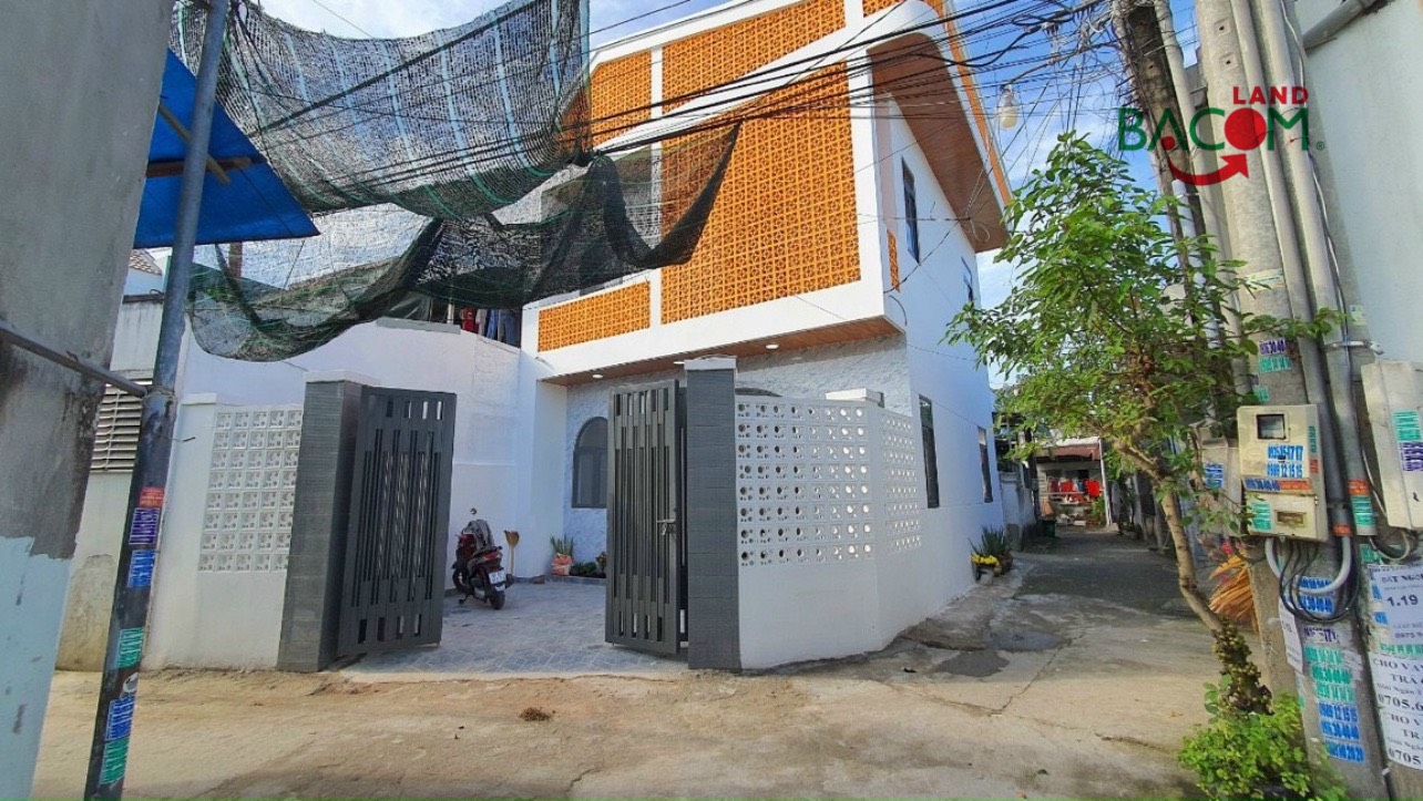 BÁN NHÀ 1T1L88m2, TÂN PHONG 3 TỶ 950 NỞ HẬU GÓC MẶT TIỀN 7M SÁT Đ NGUYỄN ÁI QUỐC