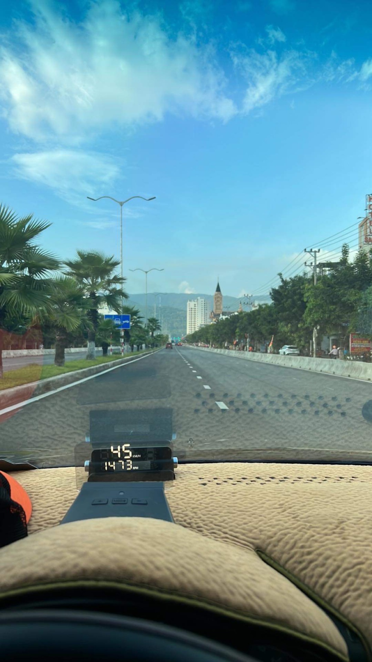 Cho thuê đất 2 MẶT TIỀN KHU NAM VIỆT Á 400M2 Chỉ 15 triệu/tháng