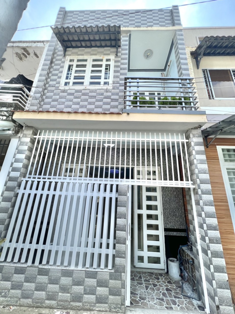 NHÀ ĐẸP LẦU ĐÚC HẼM 60 MẬU THÂN - KẾ SIÊU THỊ LOTTE