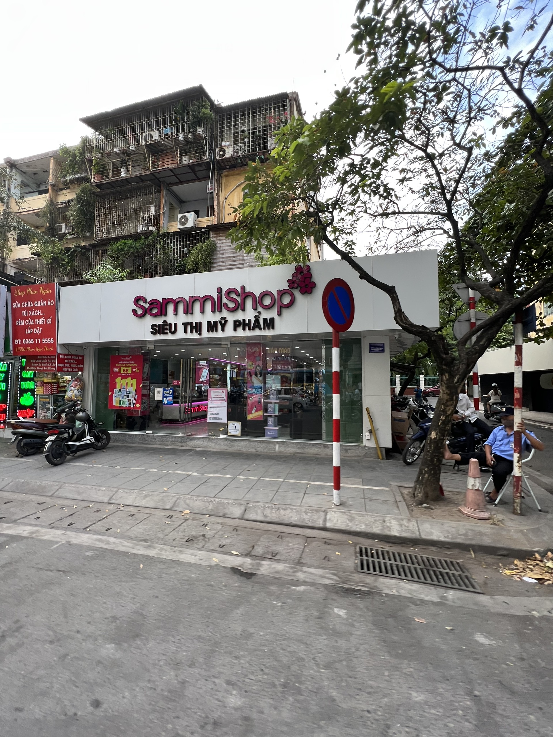 Cho thuê nhà mặt phố Bà Triệu, mặt tiền 5m