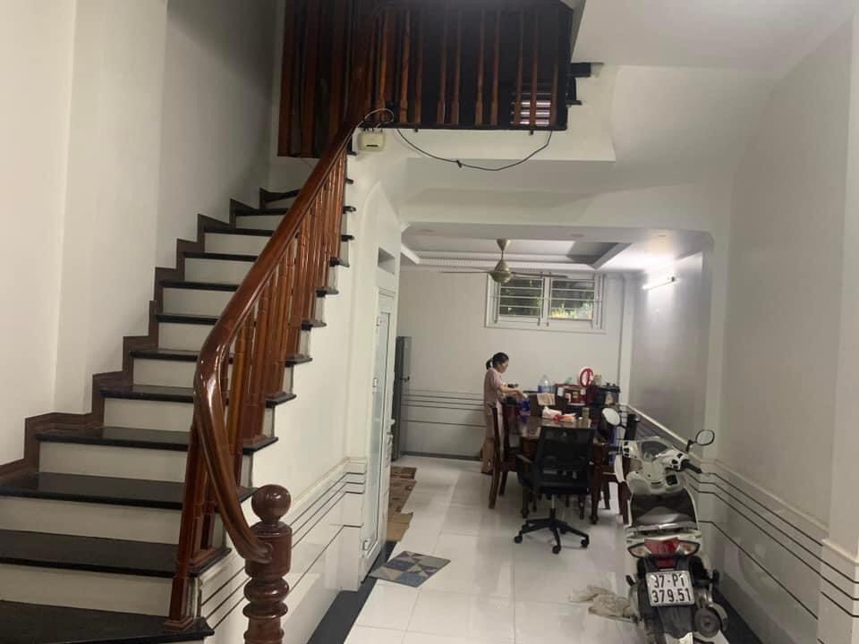 CHÍNH CHỦ CẦN BÁN NHÀ VẠN PHÚC , HÀ ĐÔNG , Ô TÔ DỖ CỬA , GIÁ NHỈNH 4 TỶ