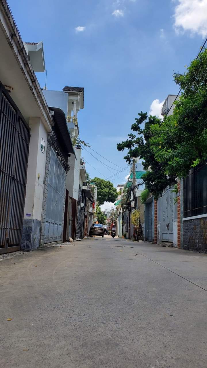 🔥🔥🔥 XE HƠI NGỦ TRONG NHÀ, đường Nguyễn Thị Đặng, nhỉnh 4 tỷ