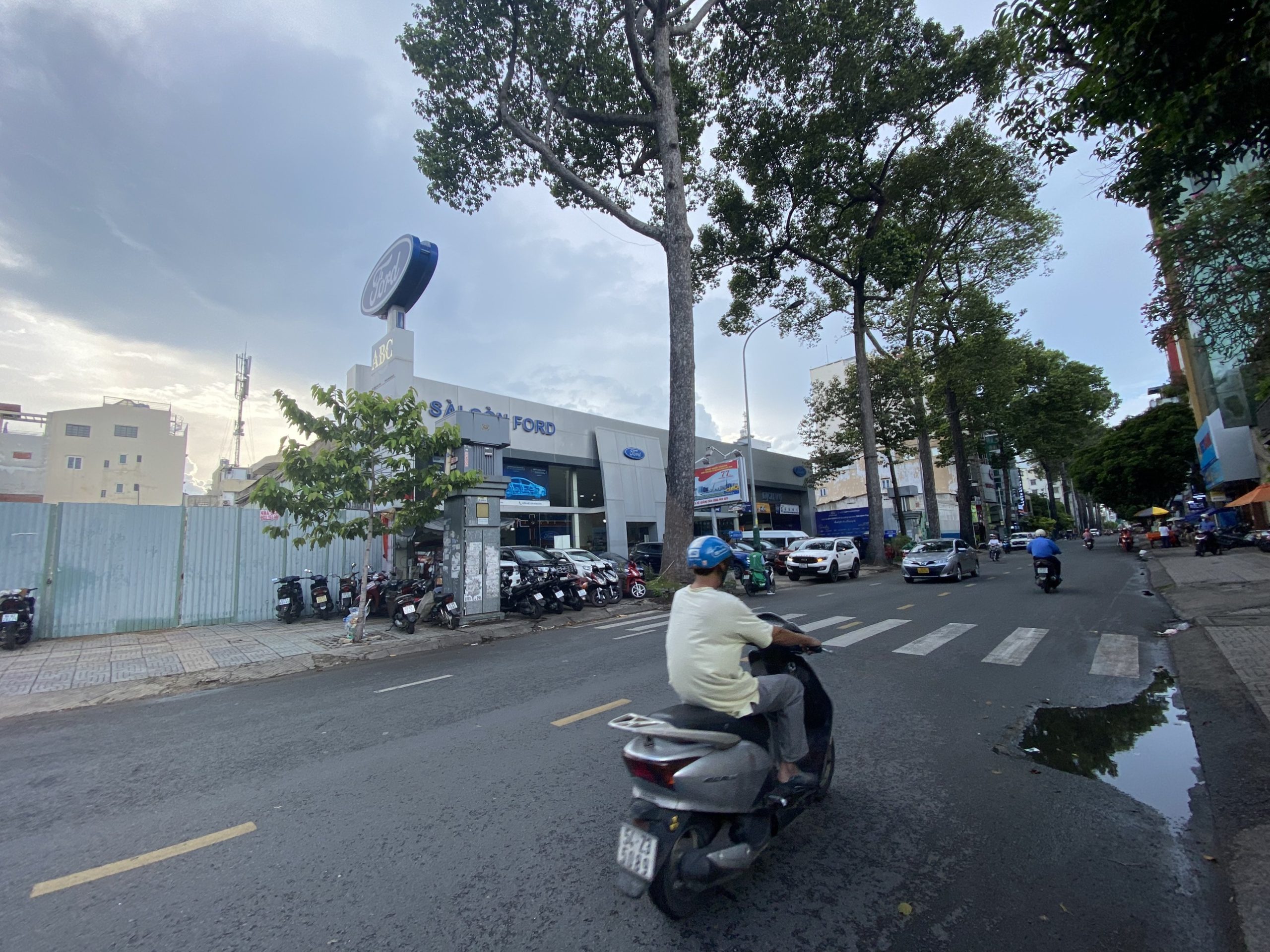 Bán khuôn đất #61-63 cao Thắng, p3, Quận 3, gần 2100m2 đất giá 1100 tỷ giảm còn 930 tỷ