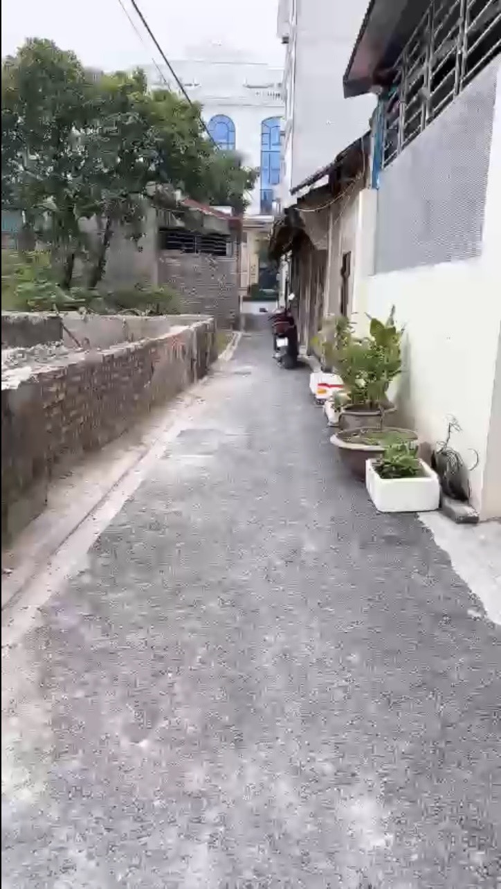 Chính chủ bán lô góc 76,8m2 đất tại Viện Kinh Tế, Trâu Qùy