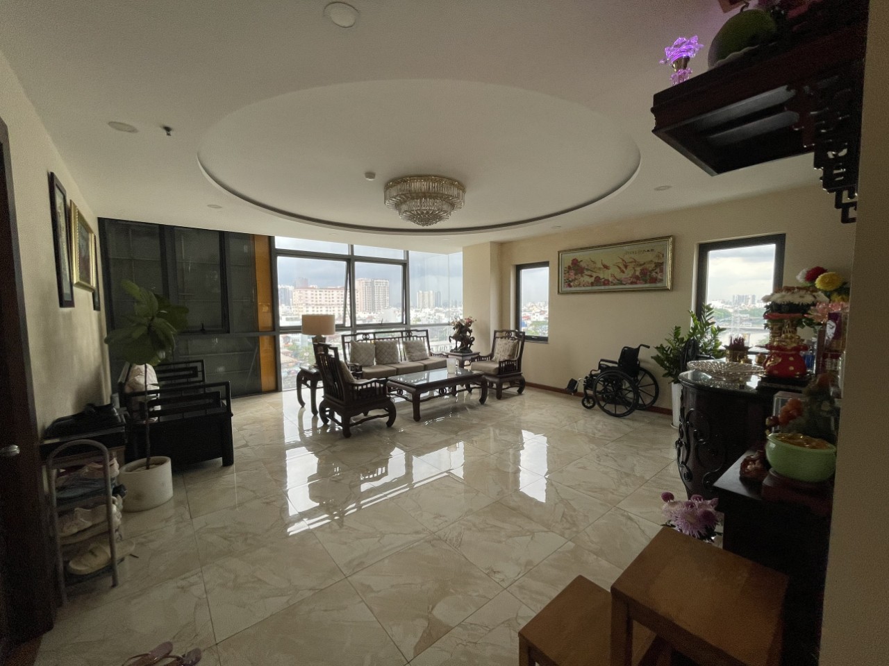 NHÀ THUÊ TOÀ OFFICE SIÊU RẺ,Trần Xuân Soạn, View sông Q7 .DT:10x20.Giá:310tr/tháng