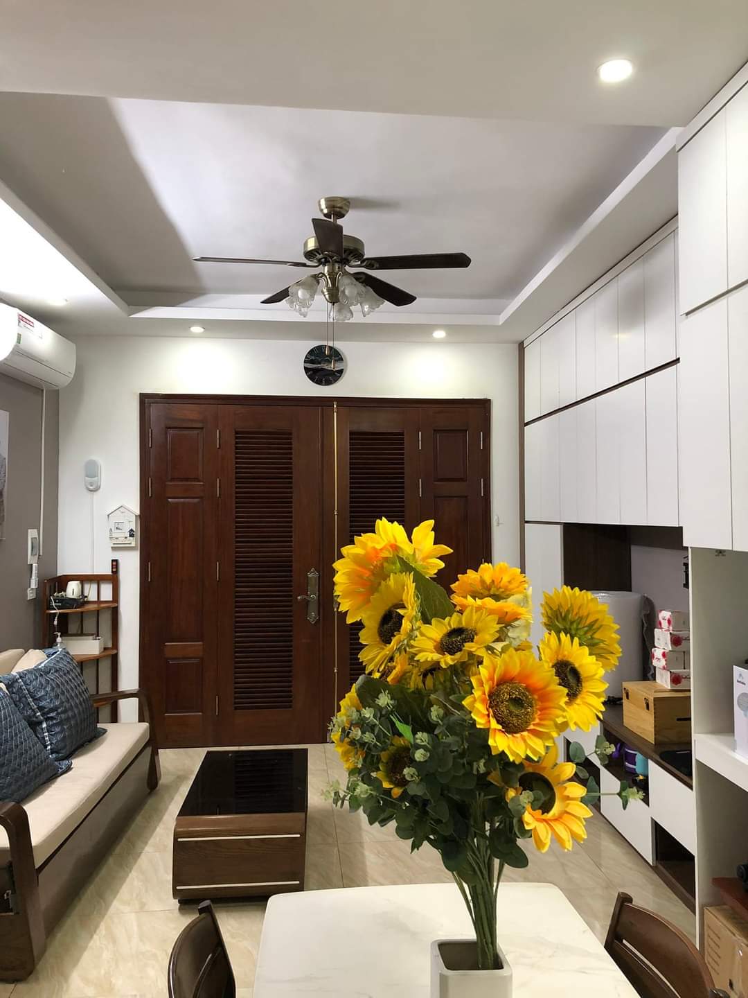 Bán nhà để ở, kinh doanh online, ô tô đỗ cổng Vĩnh Hưng, HOàng Mai, 5 tầng, 3,75 tỷ