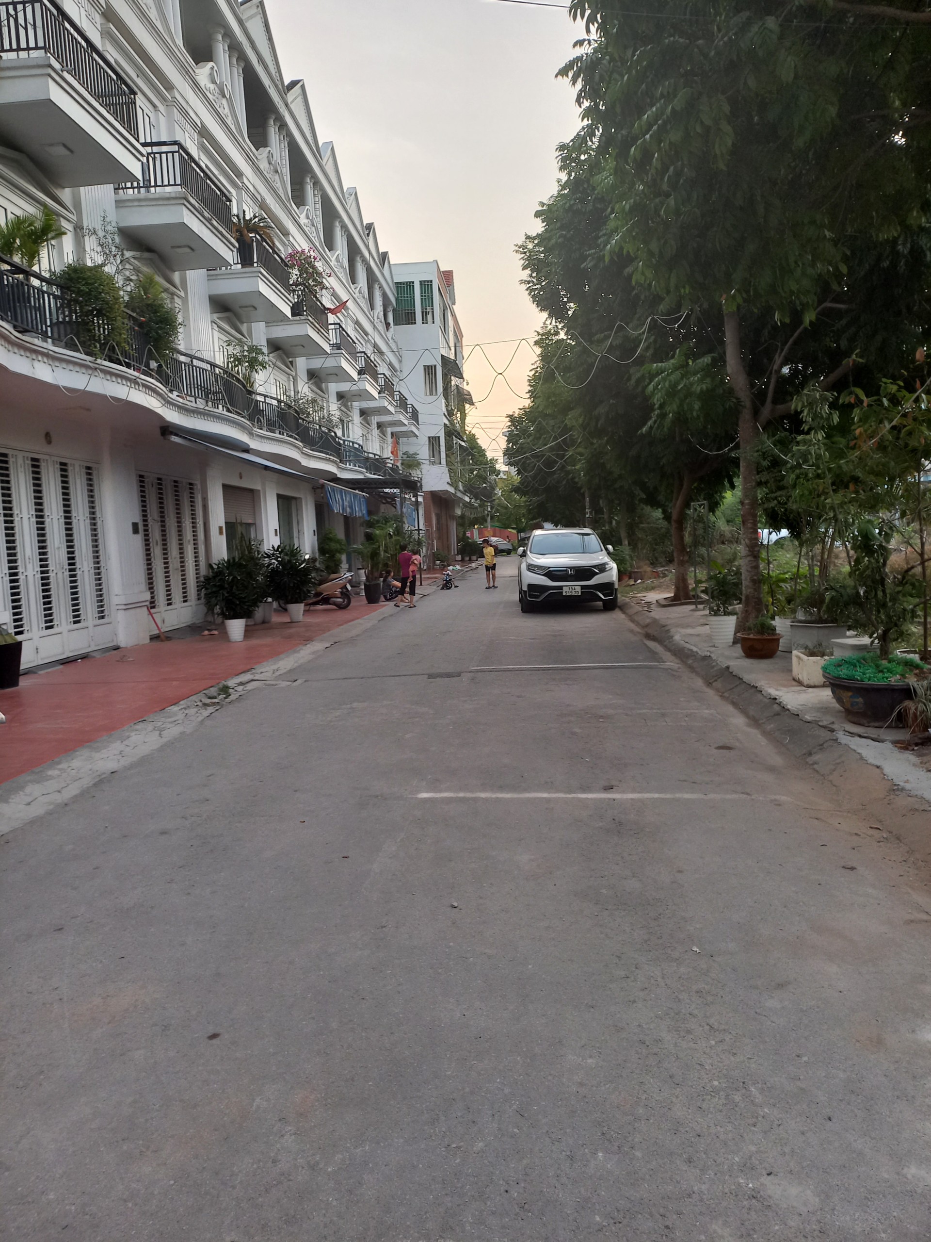 Nhà đẹp 4 tầng, dt 60m2, kpl Văn Minh - Thư Trung, Đằng Lâm, giá 4.350tỷ.