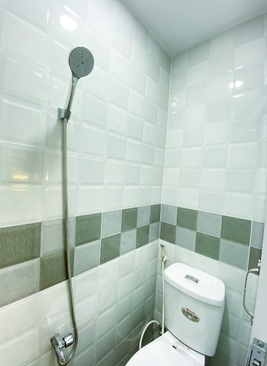 QUẬN 7 - PHƯỜNG TÂN HƯNG - GẦN BÊN KHU HIM LAM - LOTTE MART - NHÀ MỚI 3 TẦNG 4 PHÒNG NGỦ GẦN MẶT TIỀN ĐƯỜNG