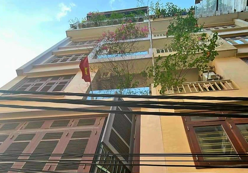 Bán NHÀ RIÊNG ĐẸP MÊ LY ngõ 173 Hoàng Hoa Thám, ngõ 279 Đội Cấn, ô tô vào nhà