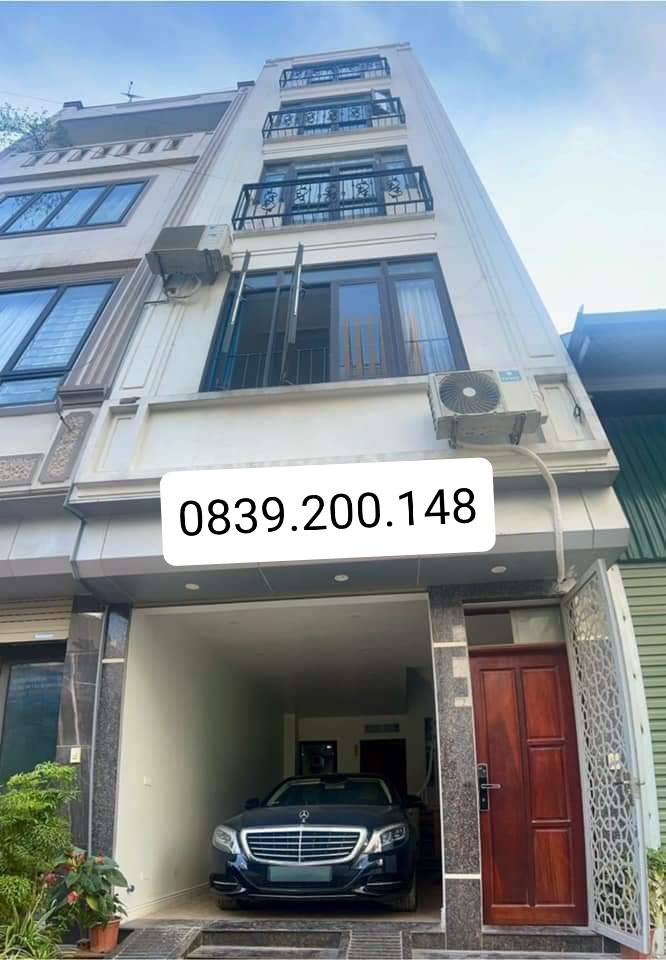 Bán nhà Phố Võng Thị- TT Tây Hồ, OTO vào nhà , vài bước ra Hồ Tây