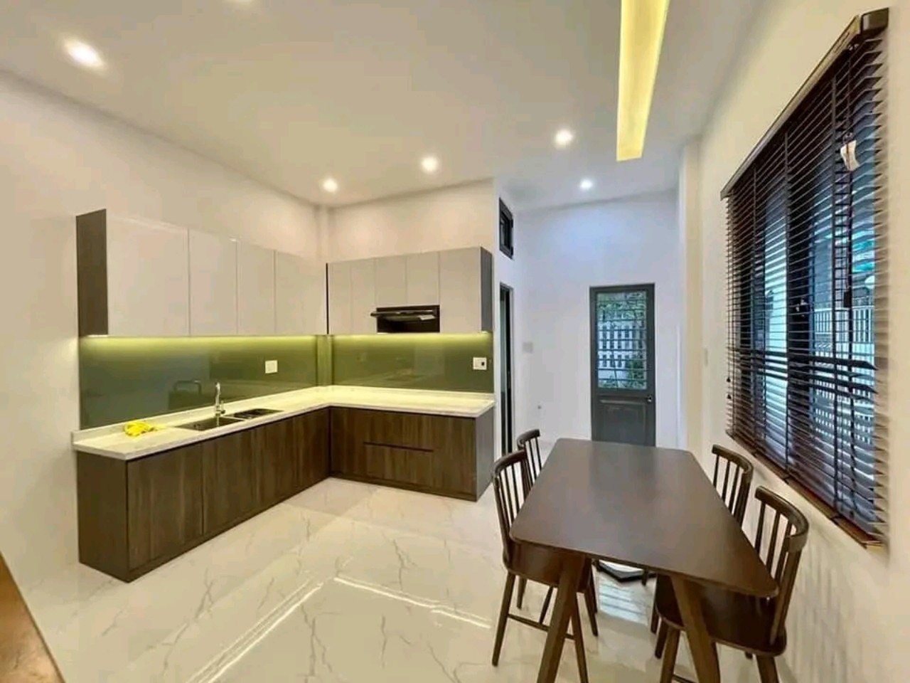 Quận Hải Châu. Cần Bán Nhanh Nhà 2 Tầng 3 PN. Giá Chỉ Hơn 5 Tỷ.