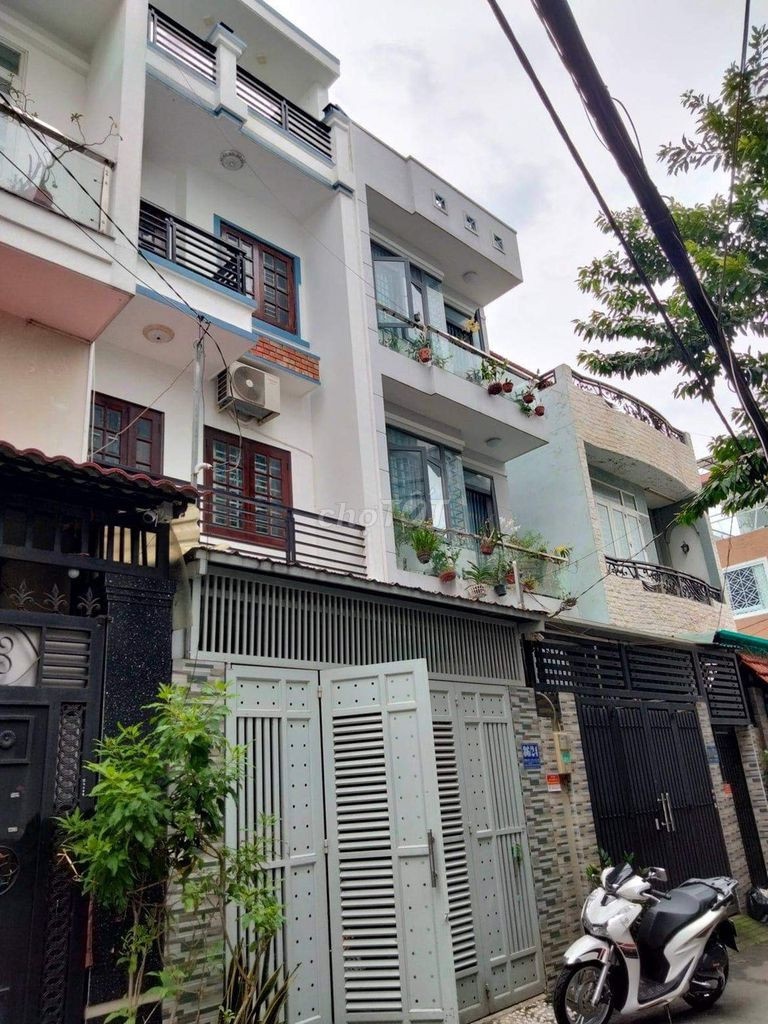 CHÍNH CHỦ CẦN BÁN GẤP CĂN NHÀ TẠI HẺM 86/24. P8.GÒ VẤP