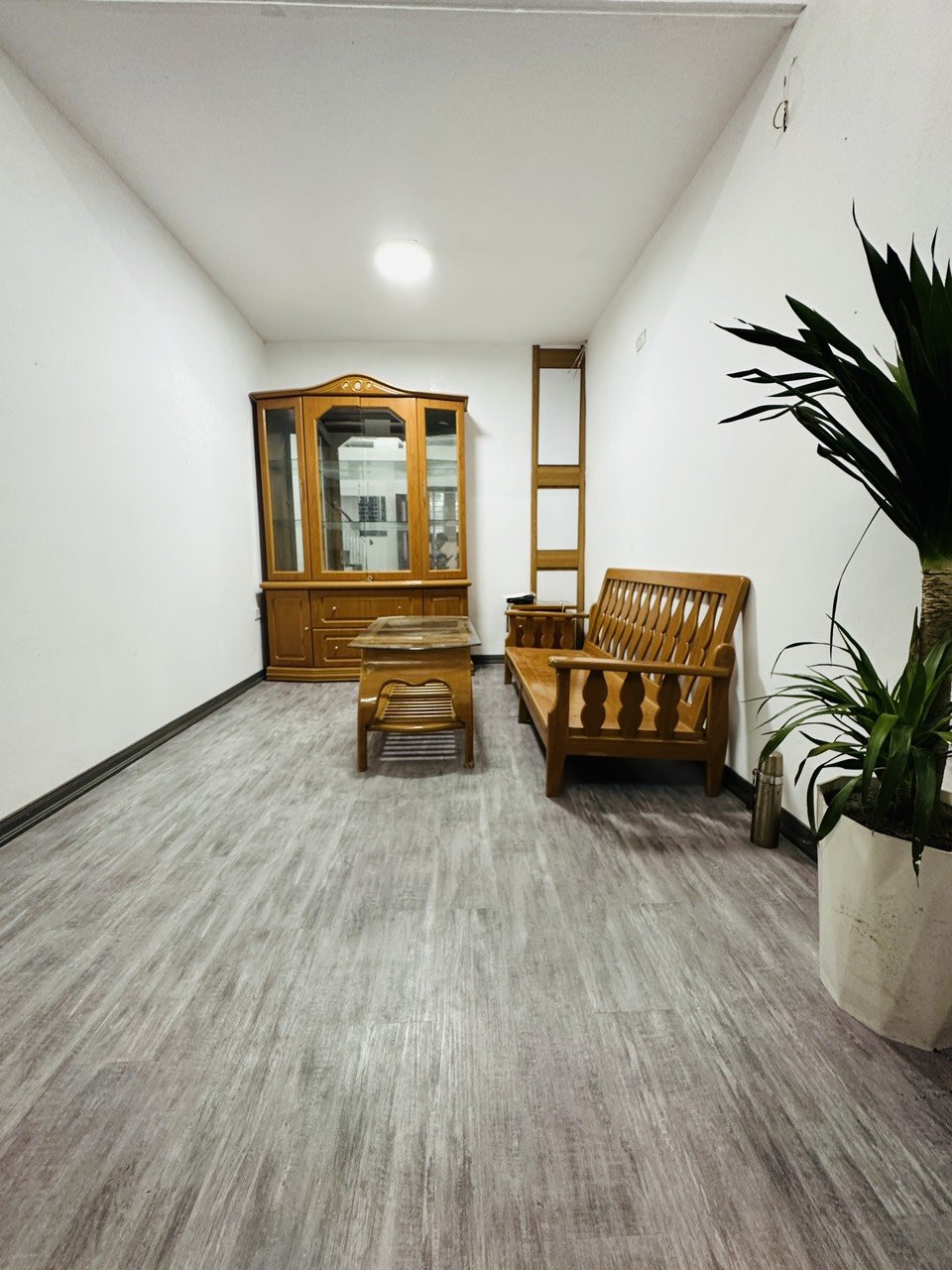 Bán nhà ngõ 162 Tôn Đức Thắng-Hàng Bột, 25m2 x 4T cực đẹp ở ngay, cách phố 30m. Giá 2,45 tỷ