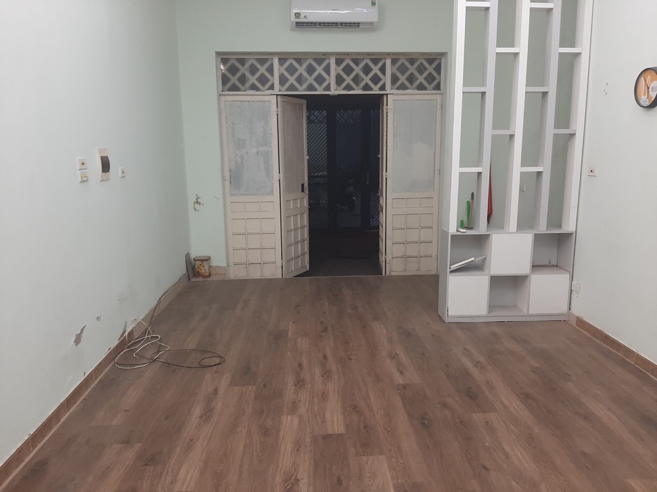 Chính Chủ Cho Thuê Nhà 2 Tầng Tại Ngách 45/8 Phố Hoa Lâm, Phường Việt Hưng, Quận Long Biên, Hà Nội