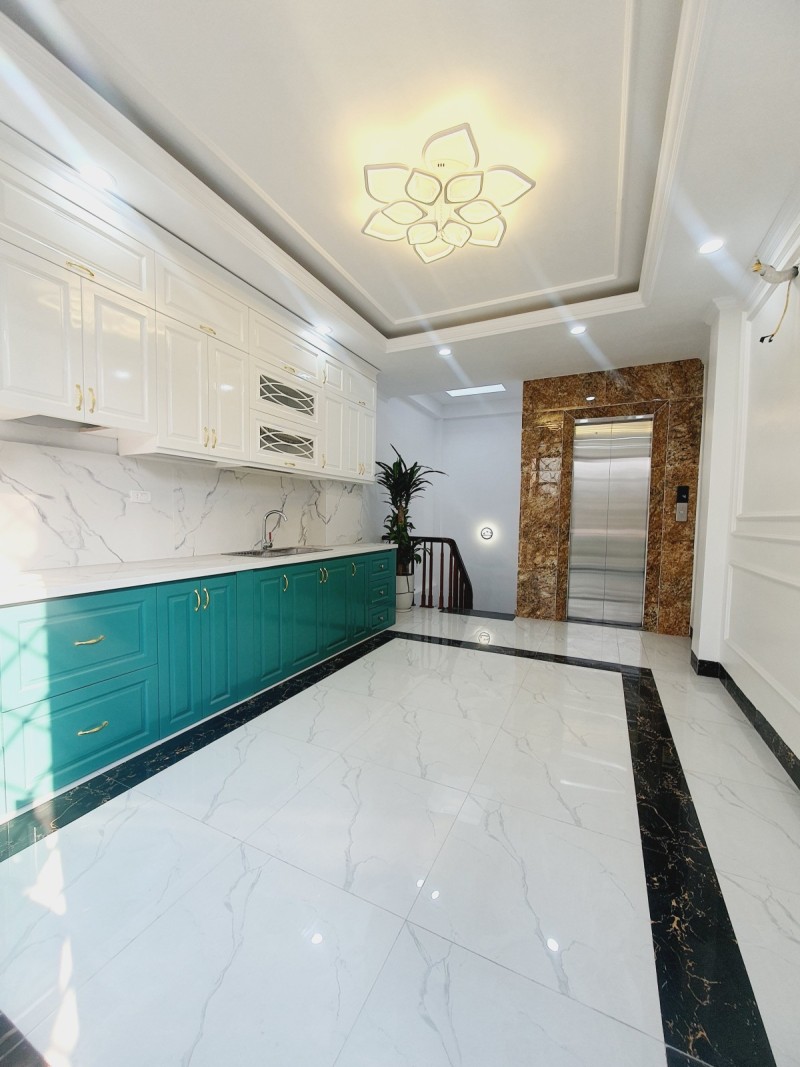 Bán nhà mới ở TẾT Mộ Lao-Hà Đông, làng Việt Kiều, 5 tầng THANG MÁY, nhỉnh 6 tỷ.