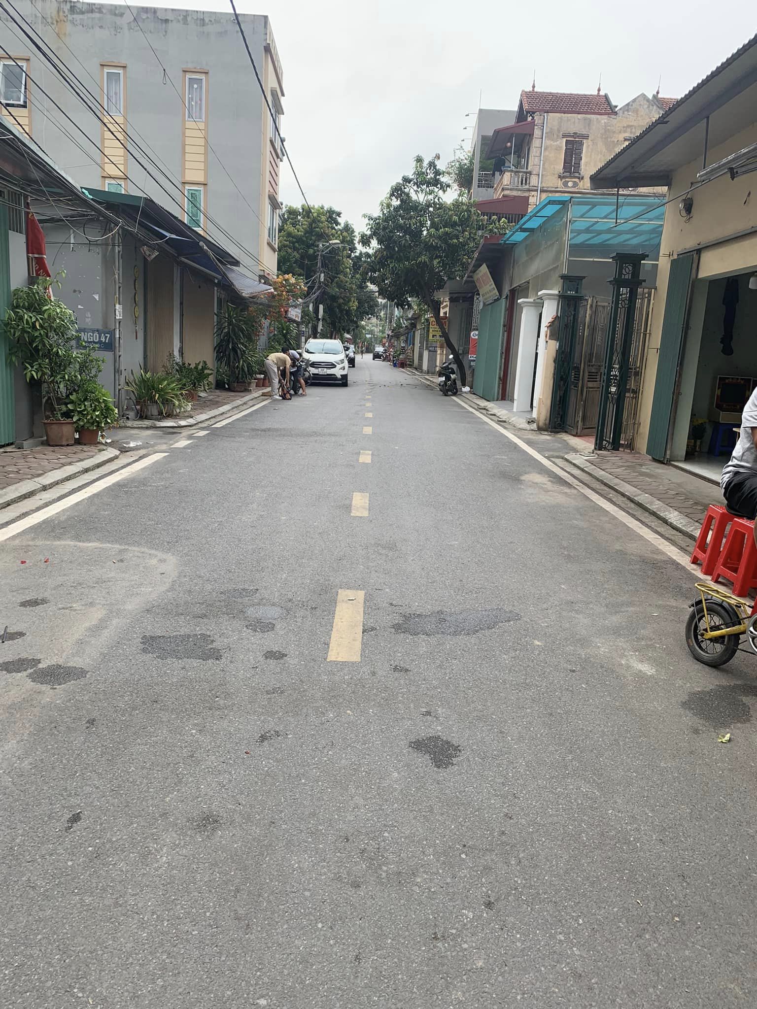 Hạ Sốc 300tr! Bán đất Cửu Việt, Trâu Quỳ, Gia Lâm, ngõ ô tô 16 chỗ, 60m2, chỉ 3.7 tỷ