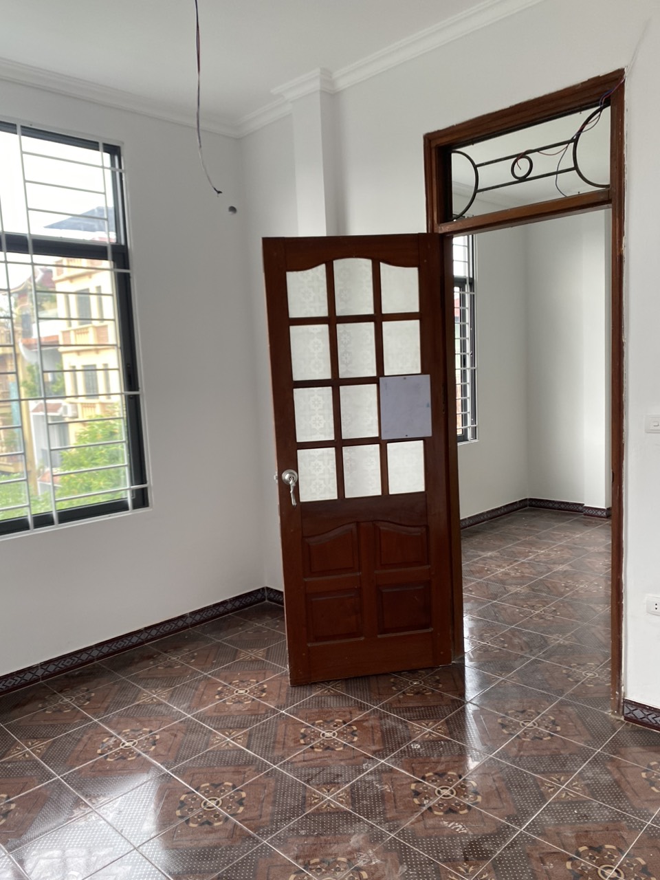 Cho thuê nhà nguyên căn Phố Ngọc Hà, Ba Đình. Ô tô đỗ cửa – Ở hay kinh doanh đều đỉnh. Dt40m2x5T. Chỉ 16tr