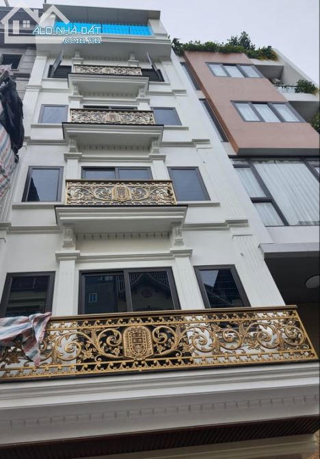 BÁN NHÀ PHÂN LÔ PHỐ NGHĨA ĐÔ HOÀNG QUỐC VIỆT CẦU GIẤY DT 80M 7 TẦNG THANG MÁY VỈA HÈ KINH DOANH Ở SƯỚNG 31 TỶ