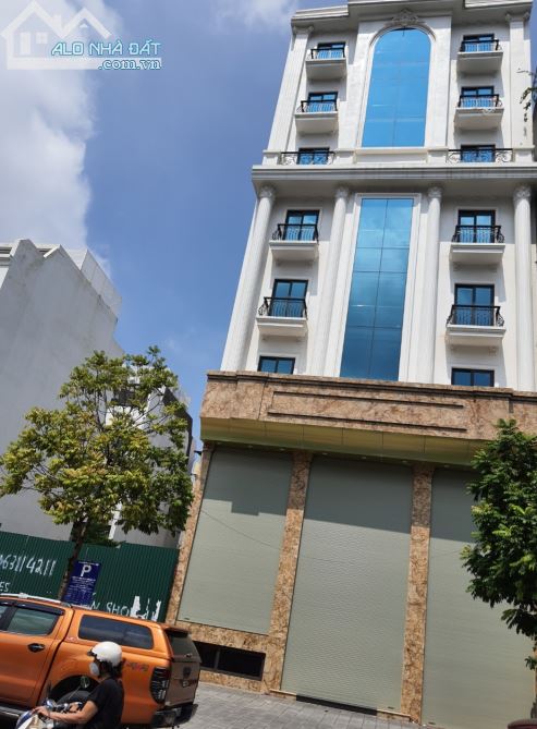 CHÍNH CHỦ CẦN BÁN GẤP LÔ ĐẤT DT 130M MT 9M 27.5 TỶ PHỐ THÀNH THÁI NGUYỄN KHANG QUẬN CẦU GIẤY