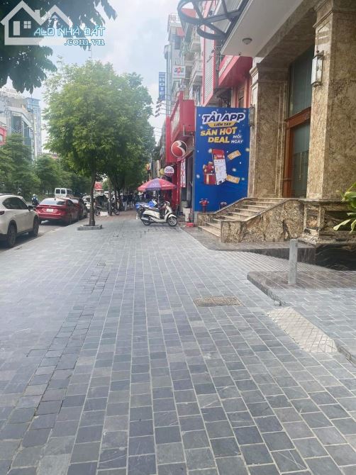 CHÍNH CHỦ GỬI BÁN LÔ ĐẤT CĂN GÓC DT 180M MT 12M 52 TỶ PHỐ TRƯƠNG CÔNG GIAI QUẬN CẦU GIẤY