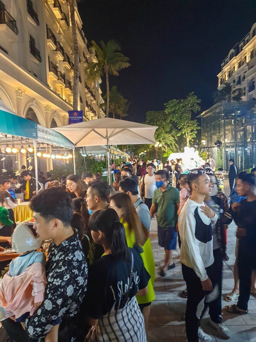 Chuyển nhượng căn shophouse 8 tầng Marina Square trung tâm Bãi Cháy ,Quảng Ninh